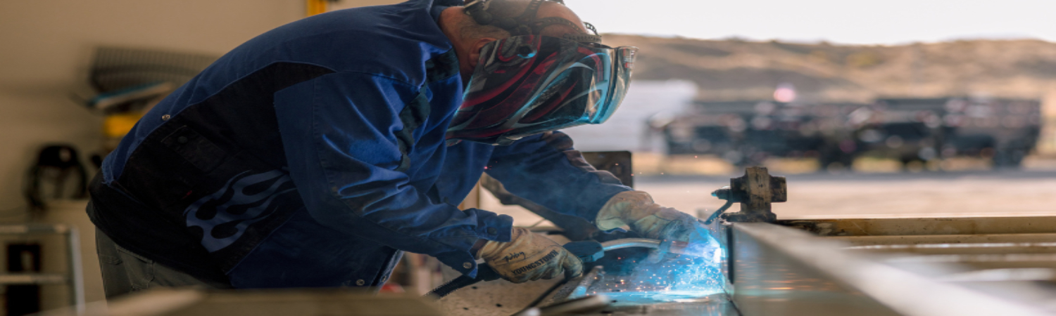 Trailer service department